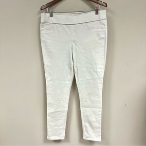 Chaps denim stretch cream colored jeans
